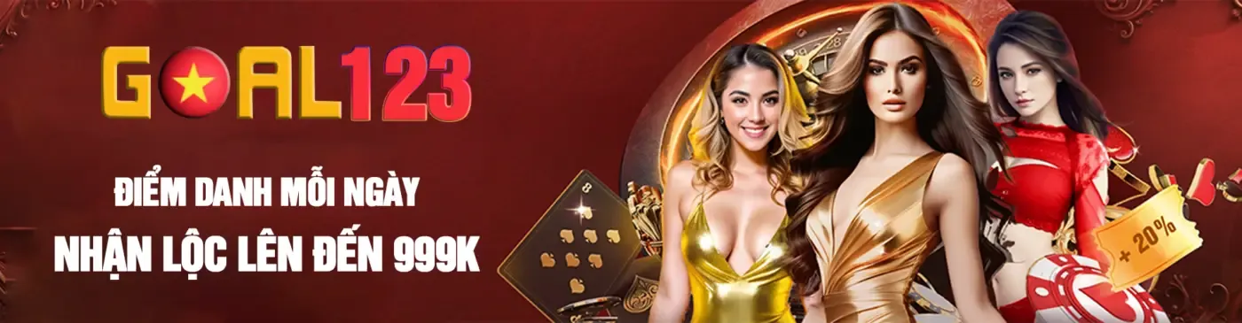 Hình ảnh một trận đá gà trực tiếp với bình luận viên sôi động